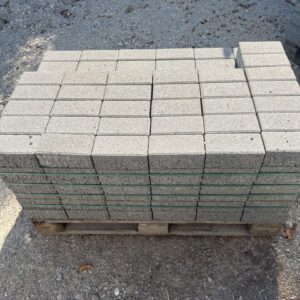 Halber Stuttgarter Sickerstein 20 x 10 x 8 cm